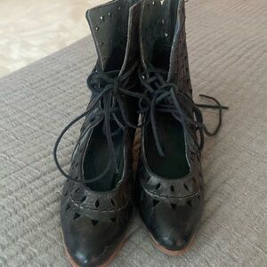 Freebird booties. Black. Size 7. New with tags.